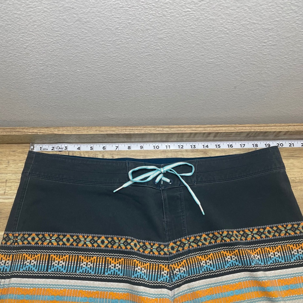 Billabong Platinum X Sundays Board Shorts Mens 38 Charcoal Gray Tribal Print - Picture 5 of 6